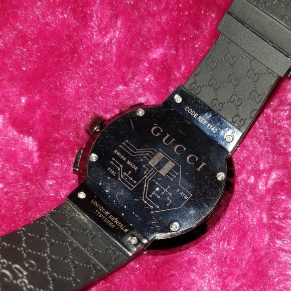 Watch - Picture 2 of 3